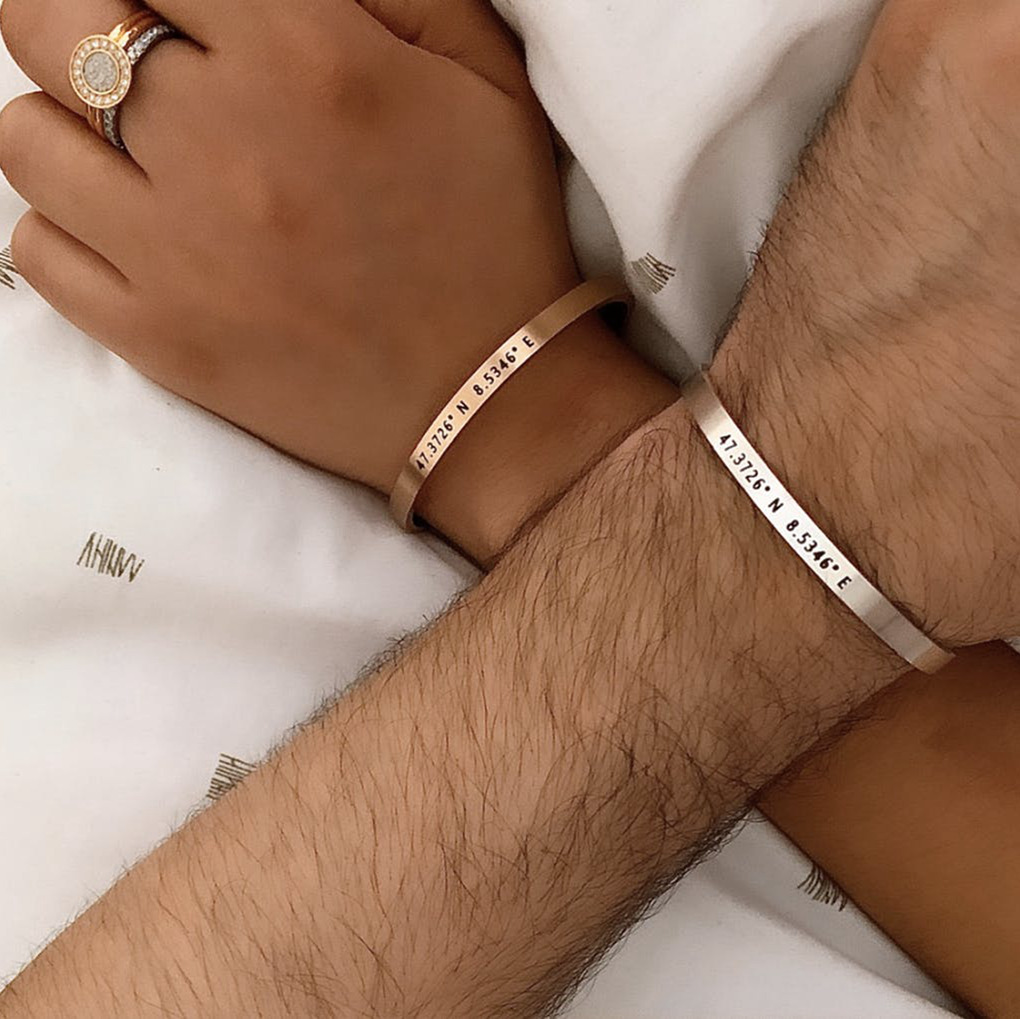 Custom Phrase Cuff Bracelets f - Coordinates Bracelet のレビューと価格