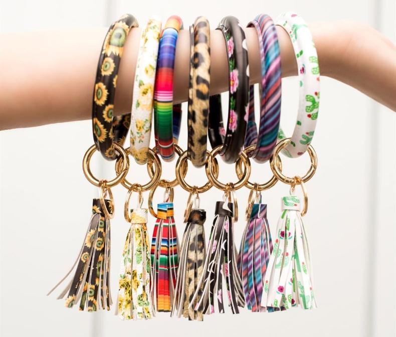 Sunflower Cactus Monogrammed K - Monogram Keychain Leather のレビューと価格