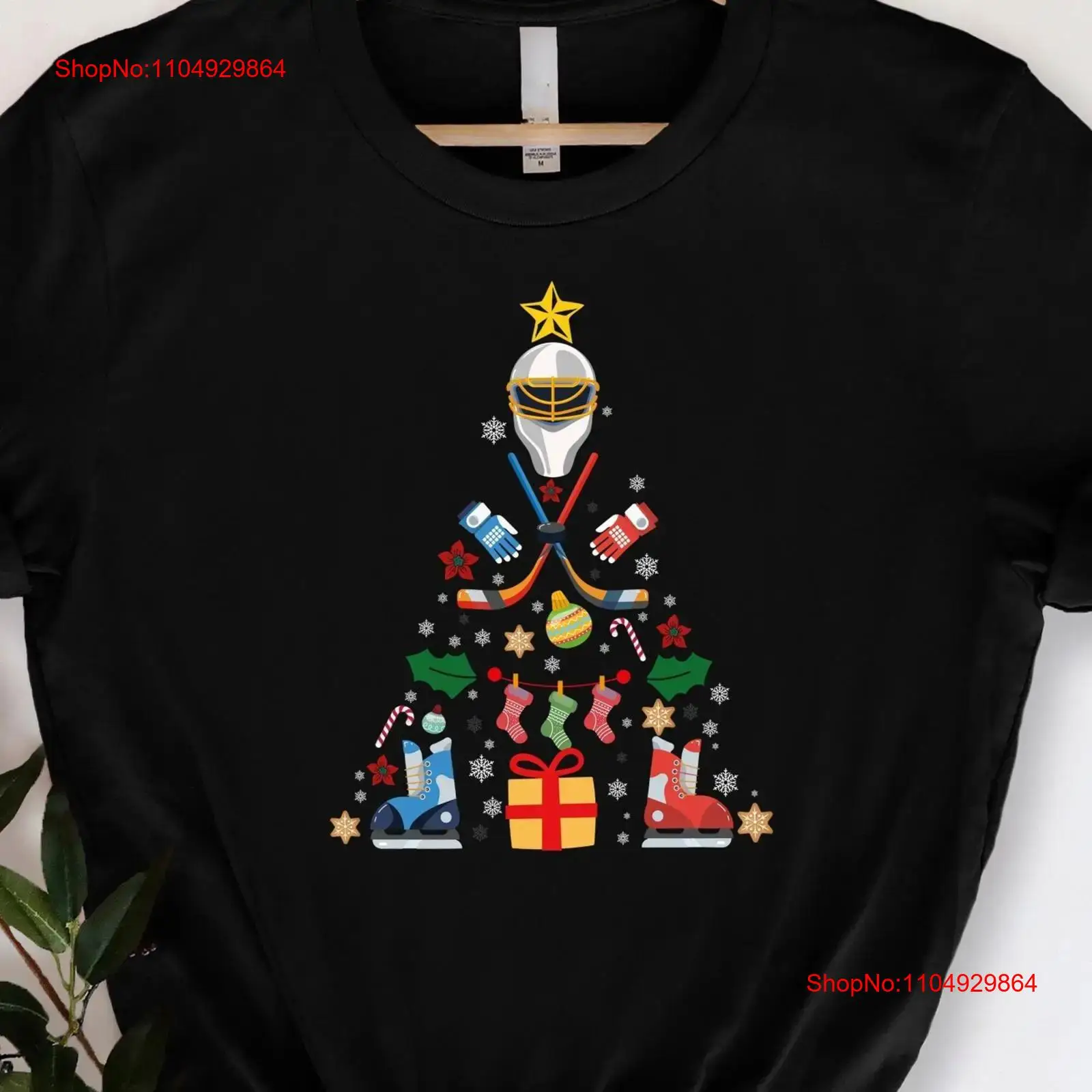 Hockey Christmas Tree T Shirt  - Family Tree Print のレビューと価格