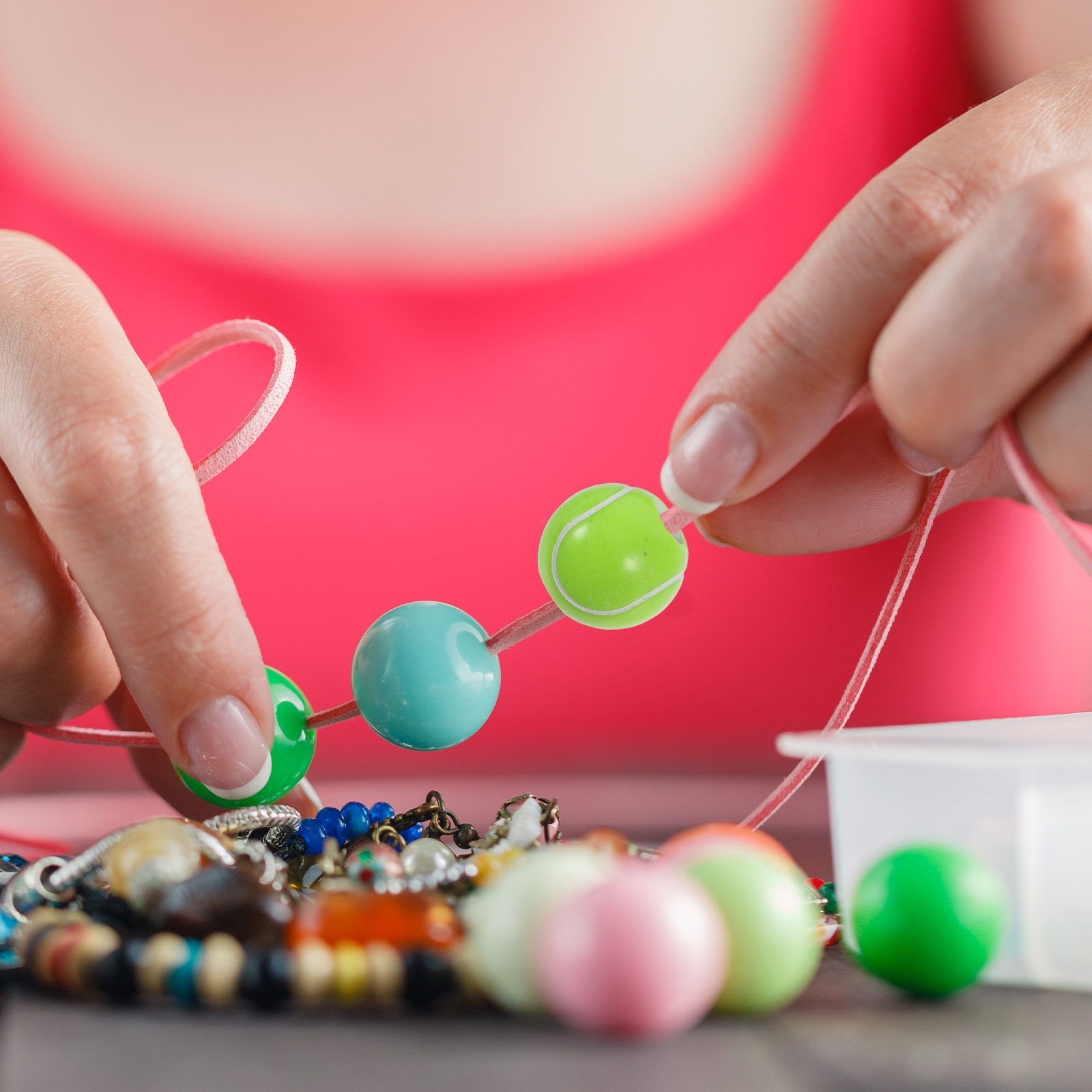 100Pcs DIY Tennis Beads Bracel - Coordinates Bracelet のレビューと価格