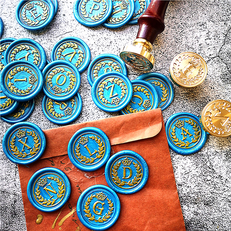 26 Letter A - Z crown Wax Seal - Wax Seal Letter Kit のレビューと価格