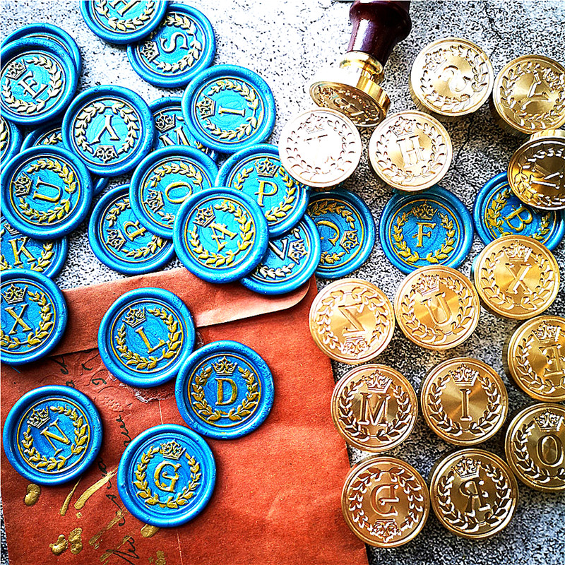 26 Letter A - Z crown Wax Seal - Wax Seal Letter Kit のレビューと価格