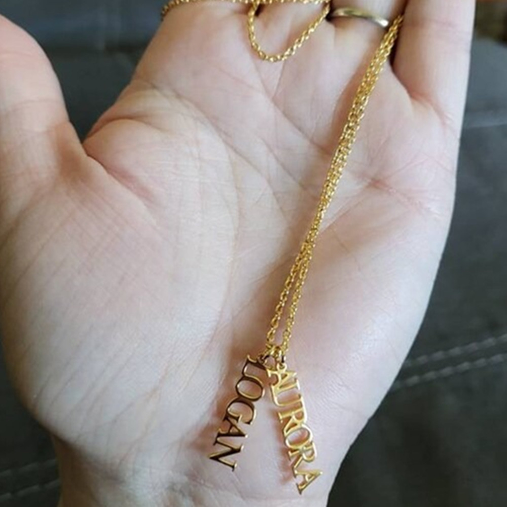 Custom Multiple Name Necklace  - Birth Flower Necklace のレビューと価格
