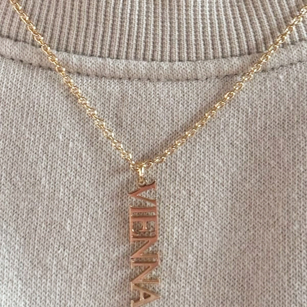Custom Multiple Name Necklace  - Birth Flower Necklace のレビューと価格