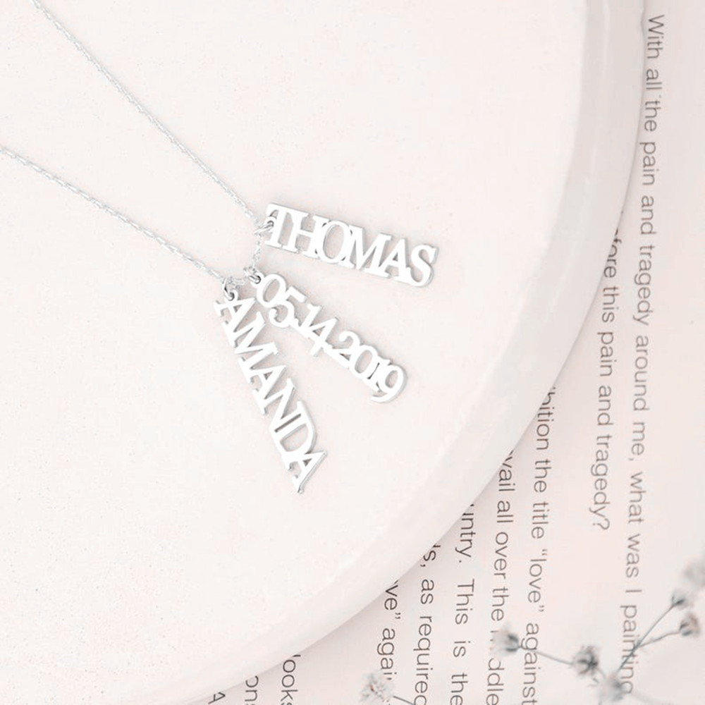 Custom Multiple Name Necklace  - Birth Flower Necklace のレビューと価格