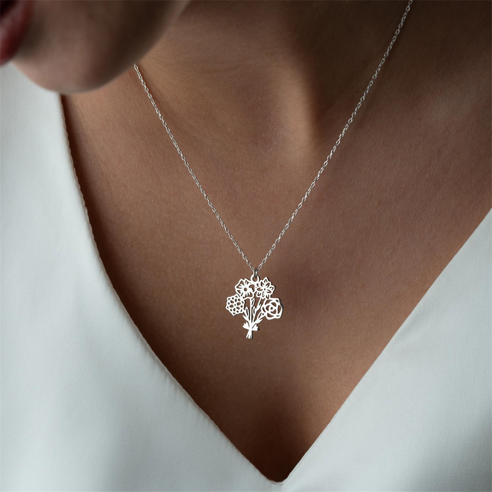 Personalized Birth Flower Bouq - Birth Flower Necklace のレビューと価格