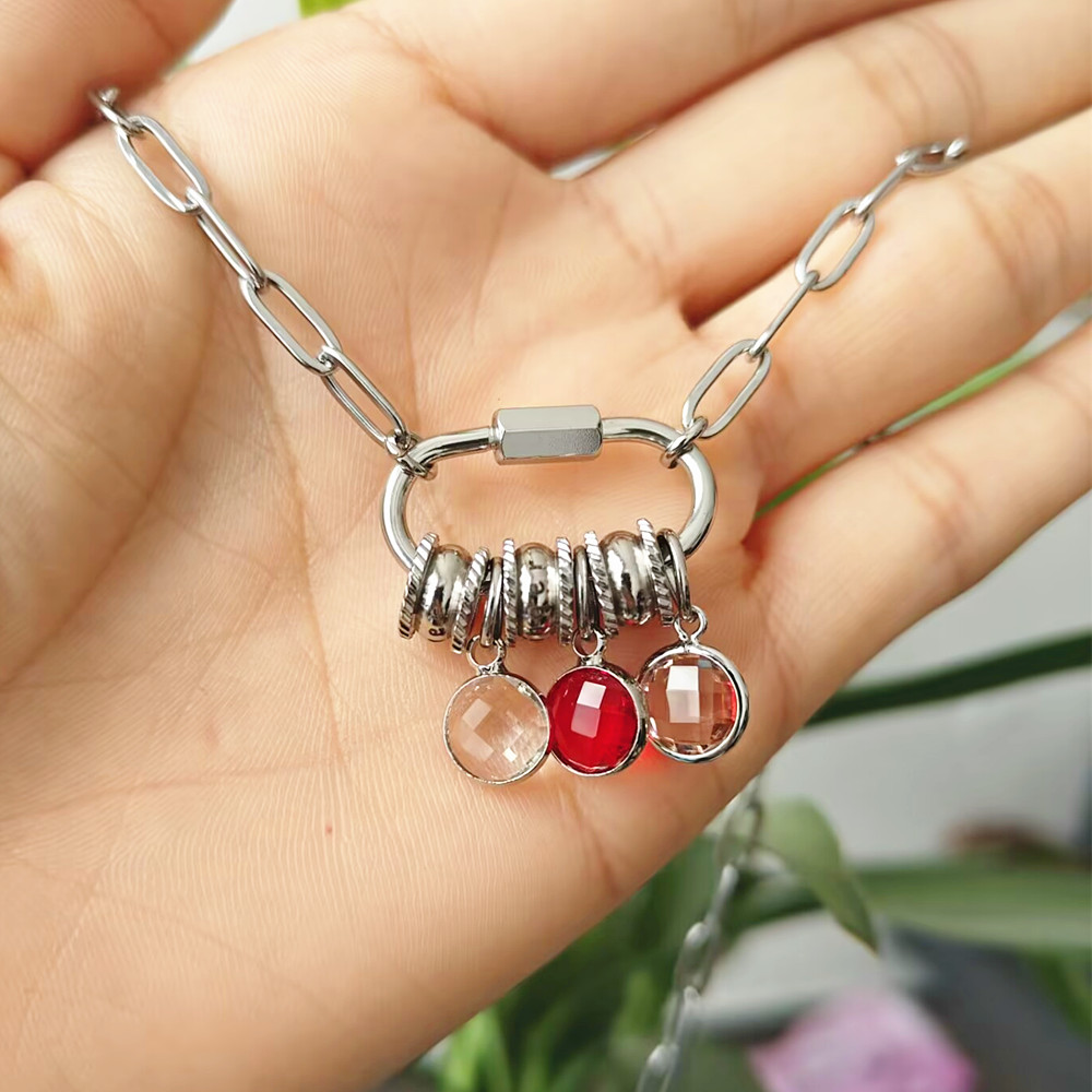 Custom Carabiner Name Charm Ne - Birth Flower Necklace のレビューと価格