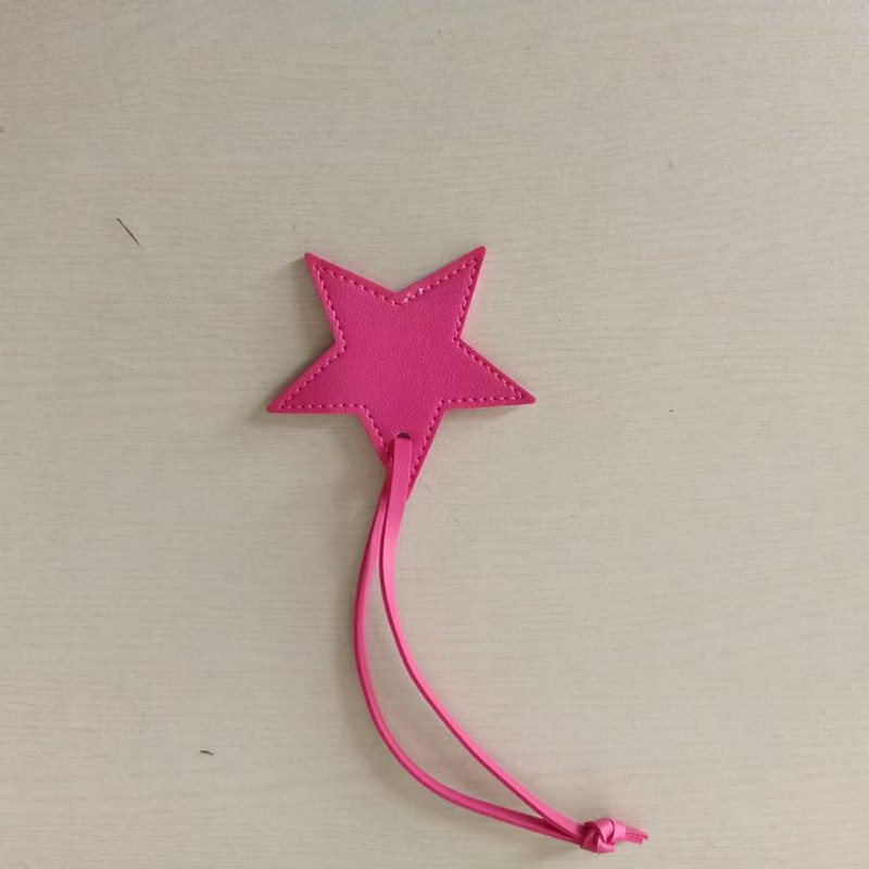 Free initials five pointed sta - Monogram Keychain Leather のレビューと価格